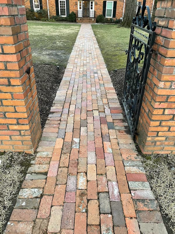 Paver and deck cleaning in memphis tn